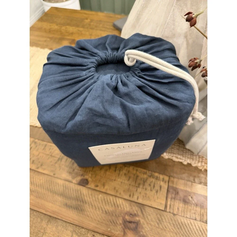 Casaluna item brand